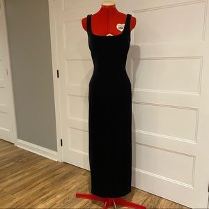 ✨ VINTAGE 1990’s BLACK CRUSHED VELVET ALGO DRESS W/ SQUARE NECK LINE + SLIT ✨